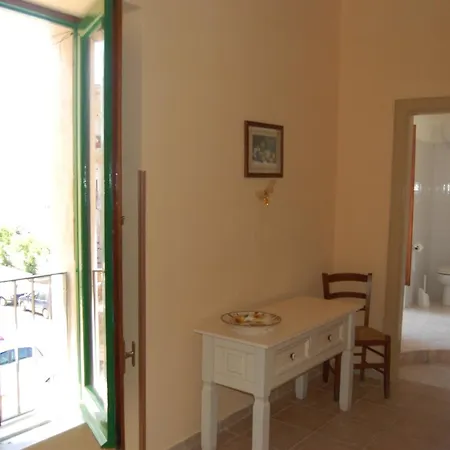 Lugra Fronte Mare Santa Maria di Castellabate